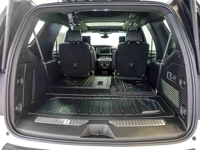 2022 GMC Yukon Denali - Photo 35