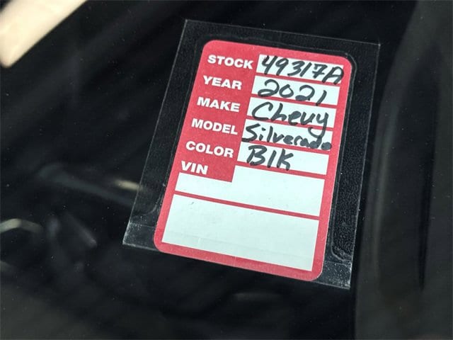 2021 CHEVROLET SILVERADO - Image 33