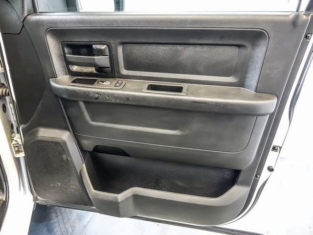 2023 RAM 3500 - Image 27