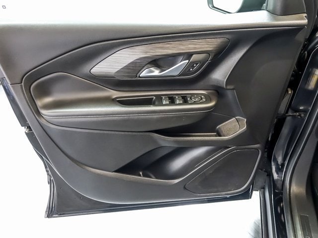 2022 GMC TERRAIN - Image 25