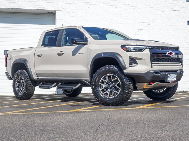 2026 Chevrolet Colorado ZR2 photo 2