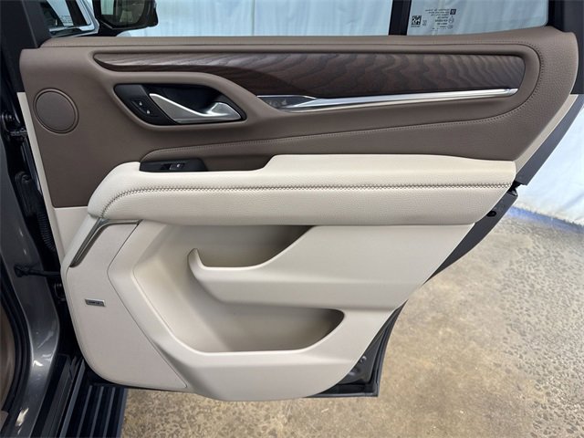 2022 GMC YUKON - Image 32