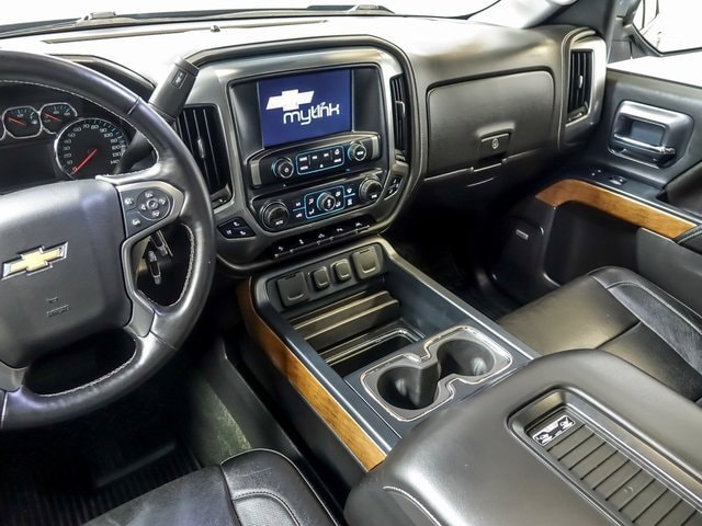 2016 CHEVROLET SILVERADO - Image 18