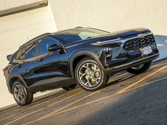 2026 CHEVROLET TRAX - Image 3