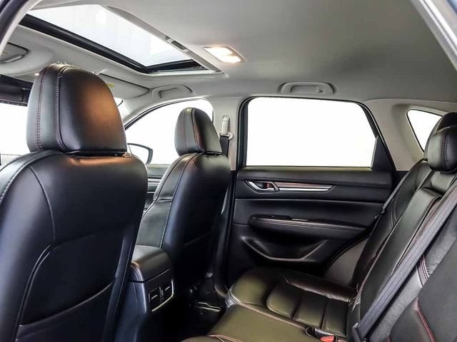 2025 Mazda CX-5 S Carbon Edition - Photo 16
