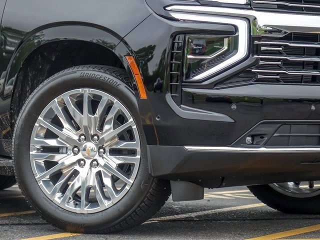 2025 Chevrolet Tahoe Premier photo 2