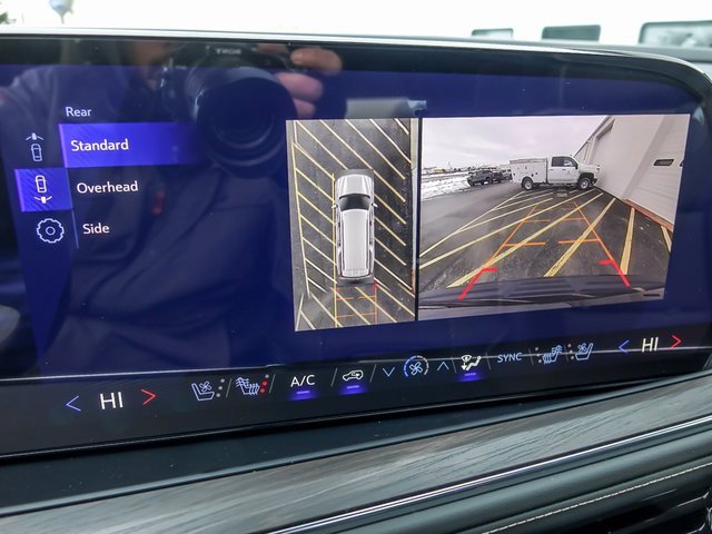 2026 CHEVROLET SUBURBAN - Image 30