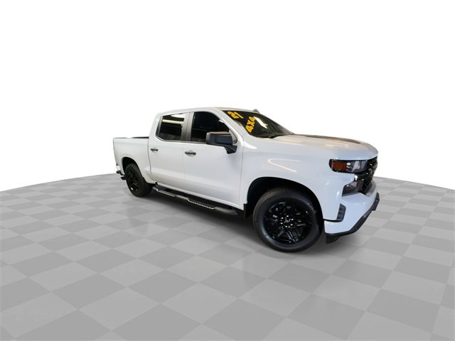 2021 Chevrolet Silverado 1500 Custom photo 2