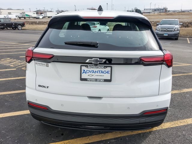 2027 CHEVROLET BOLT - Image 7
