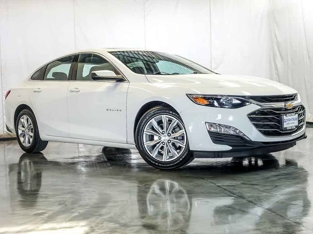 Used 2024 Chevrolet Malibu 1LT with VIN 1G1ZD5ST3RF136559 for sale in Bolingbrook, IL