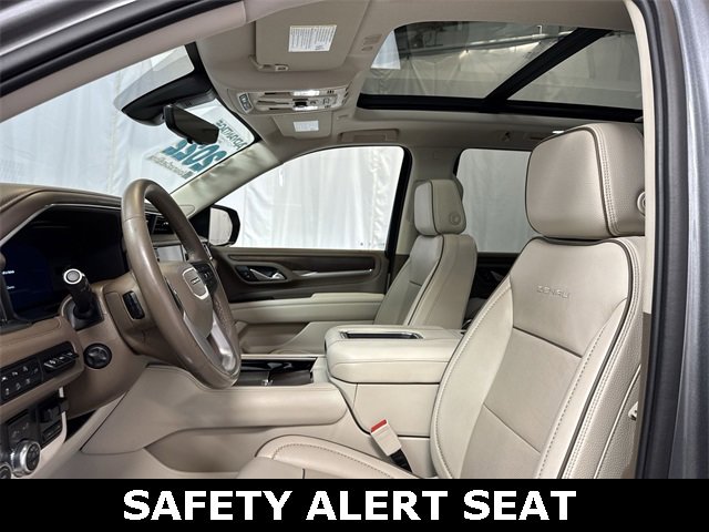 2022 GMC YUKON - Image 11