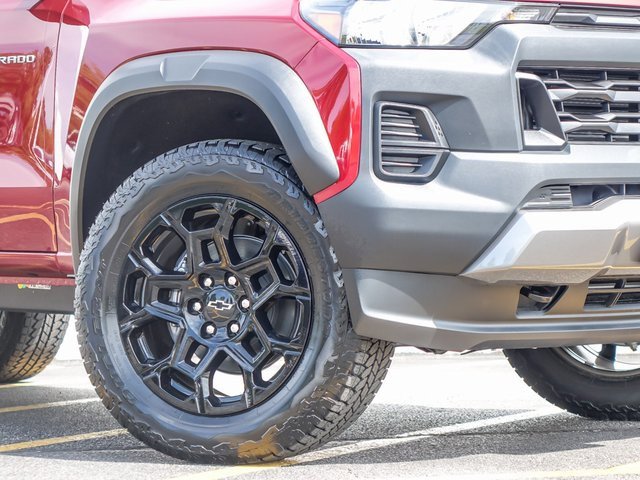 2026 Chevrolet Colorado Trail Boss photo 4