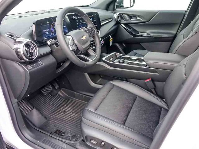 2027 Chevrolet Equinox LT - Photo 13