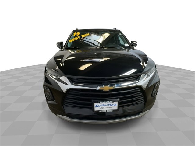 2019 Chevrolet Blazer Base photo 2