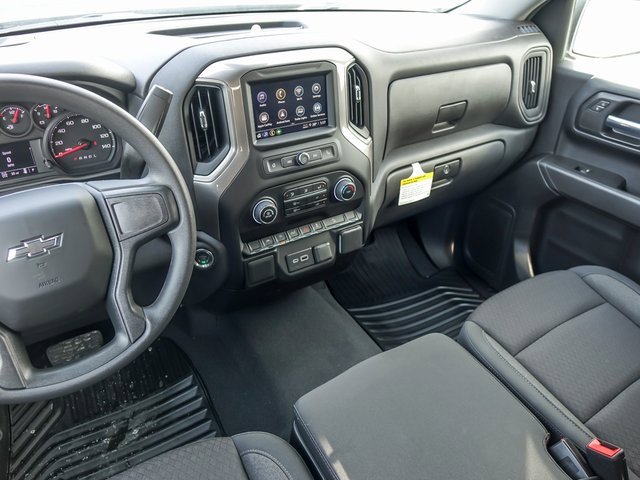 2026 CHEVROLET SILVERADO - Image 17