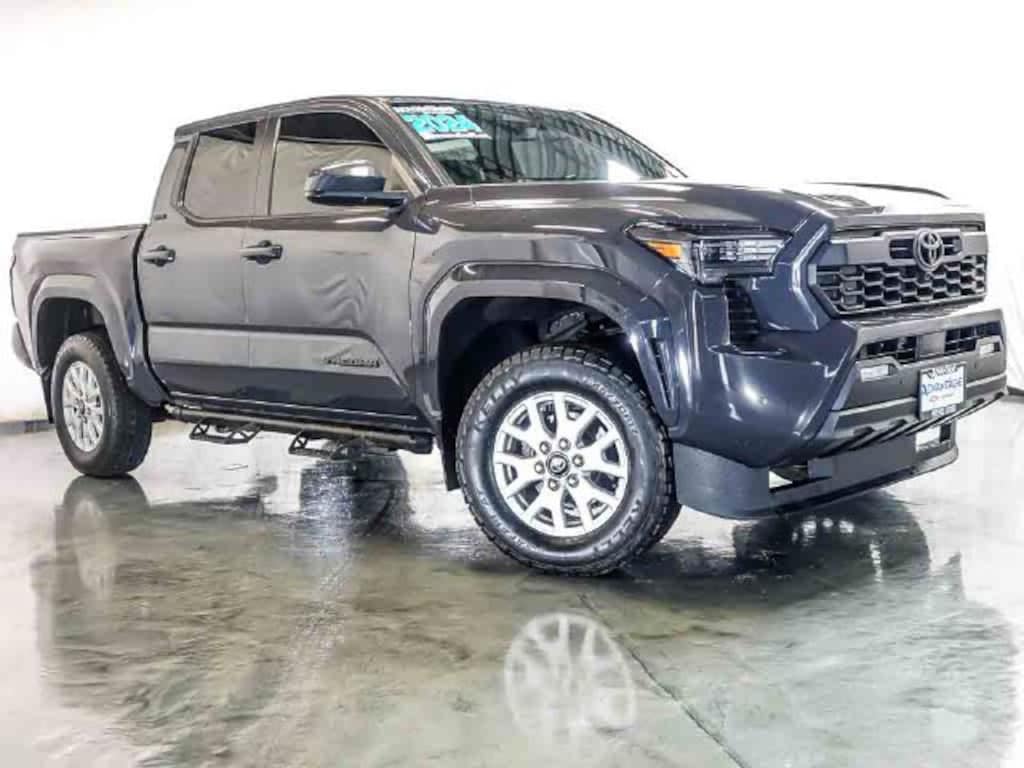Used 2024 Toyota Tacoma SR5 Truck