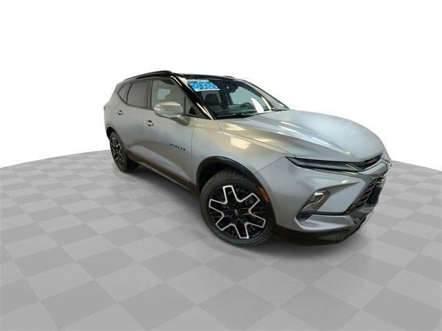 2024 CHEVROLET BLAZER - Image 2