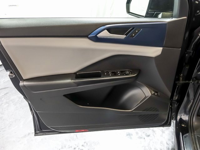 2022 VOLKSWAGEN TAOS - Image 24