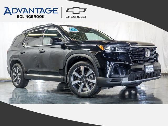 2023 Honda Pilot Touring AWD's photo
