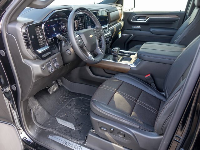 2026 CHEVROLET SILVERADO - Image 17