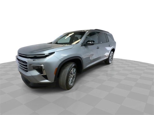 2025 Chevrolet Traverse photo 4