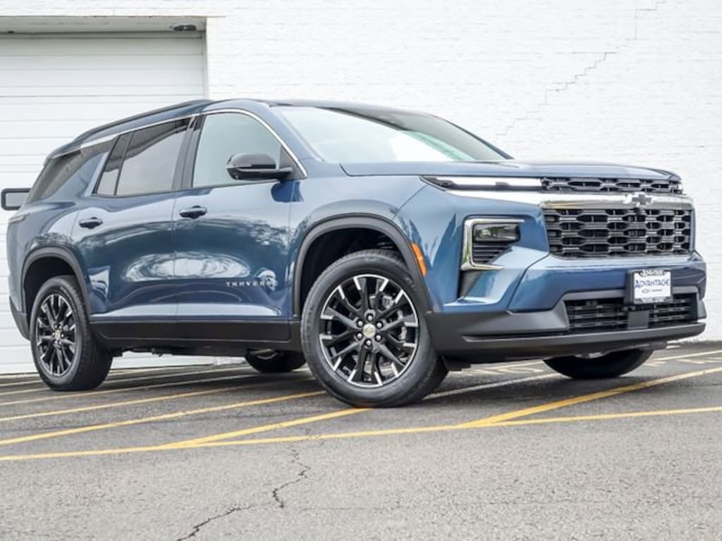 New 2026 Chevrolet Traverse LT SUV