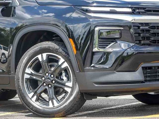 2027 Chevrolet Traverse LT - Photo 4