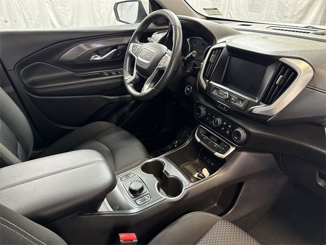 2023 GMC TERRAIN - Image 28