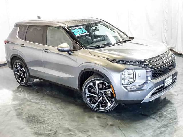 2024 Mitsubishi Outlander SE - Photo 6