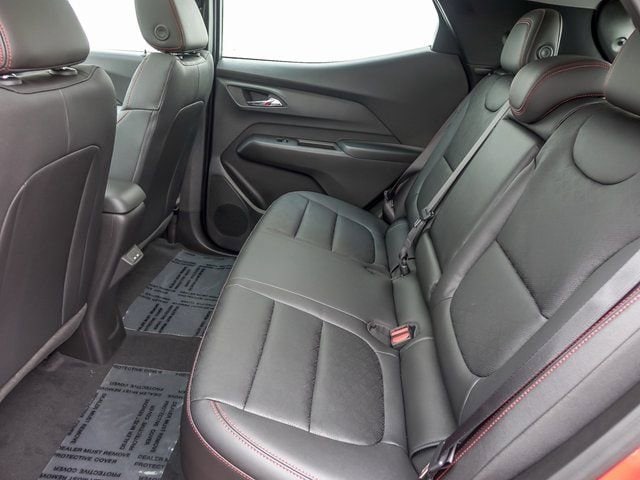 2027 Chevrolet Bolt RS - Photo 16