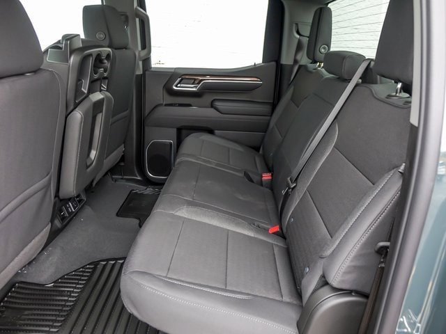 2026 CHEVROLET SILVERADO - Image 14