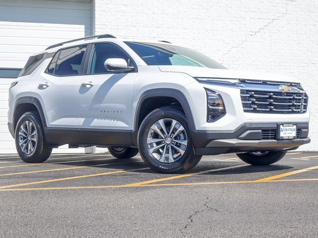 2026 Chevrolet Equinox LT photo 2