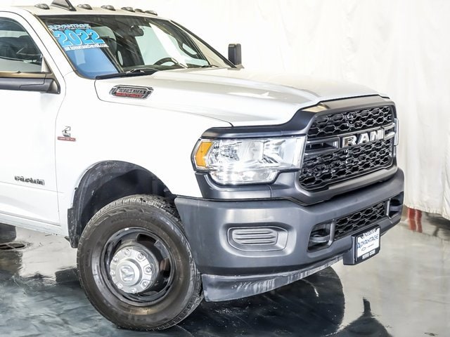 2022 RAM 3500 - Image 3