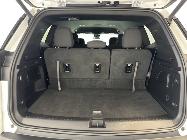 2025 GMC ACADIA - Image 26