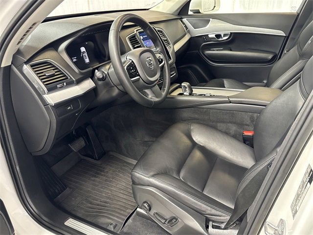 2023 VOLVO XC90 - Image 12