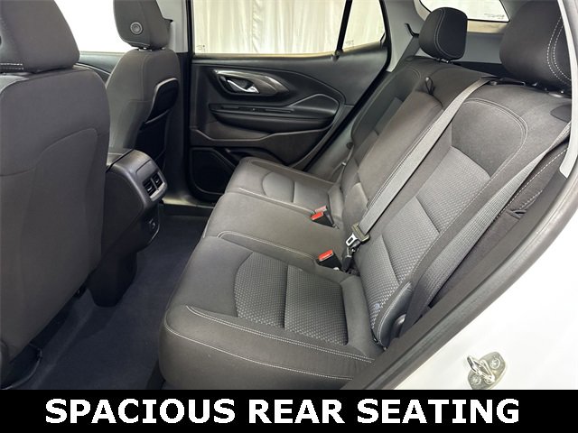 2023 GMC TERRAIN - Image 13
