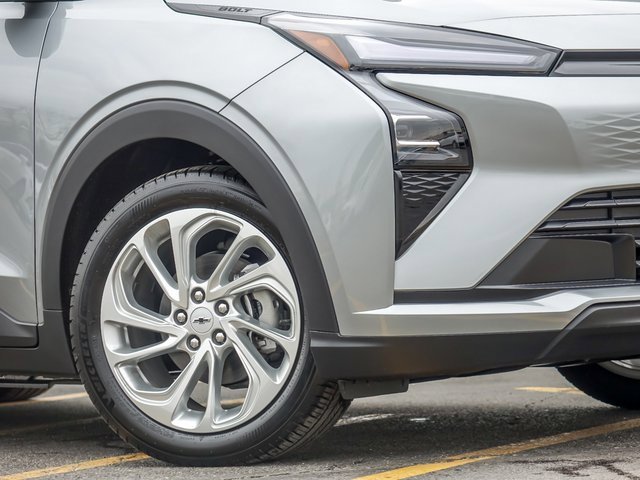 2027 CHEVROLET BOLT - Image 4