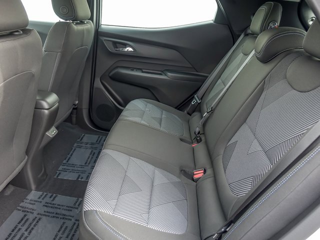 2027 CHEVROLET BOLT - Image 15