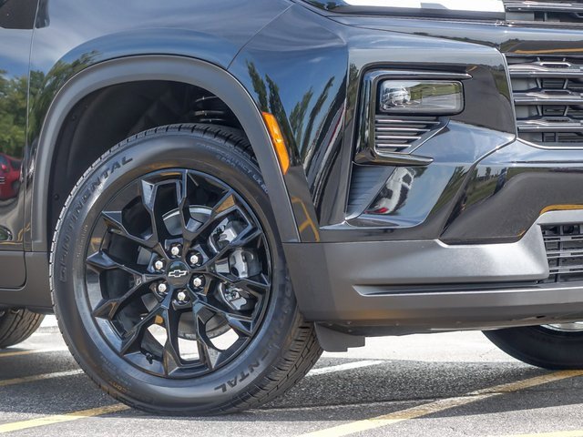 2026 Chevrolet Traverse photo 3