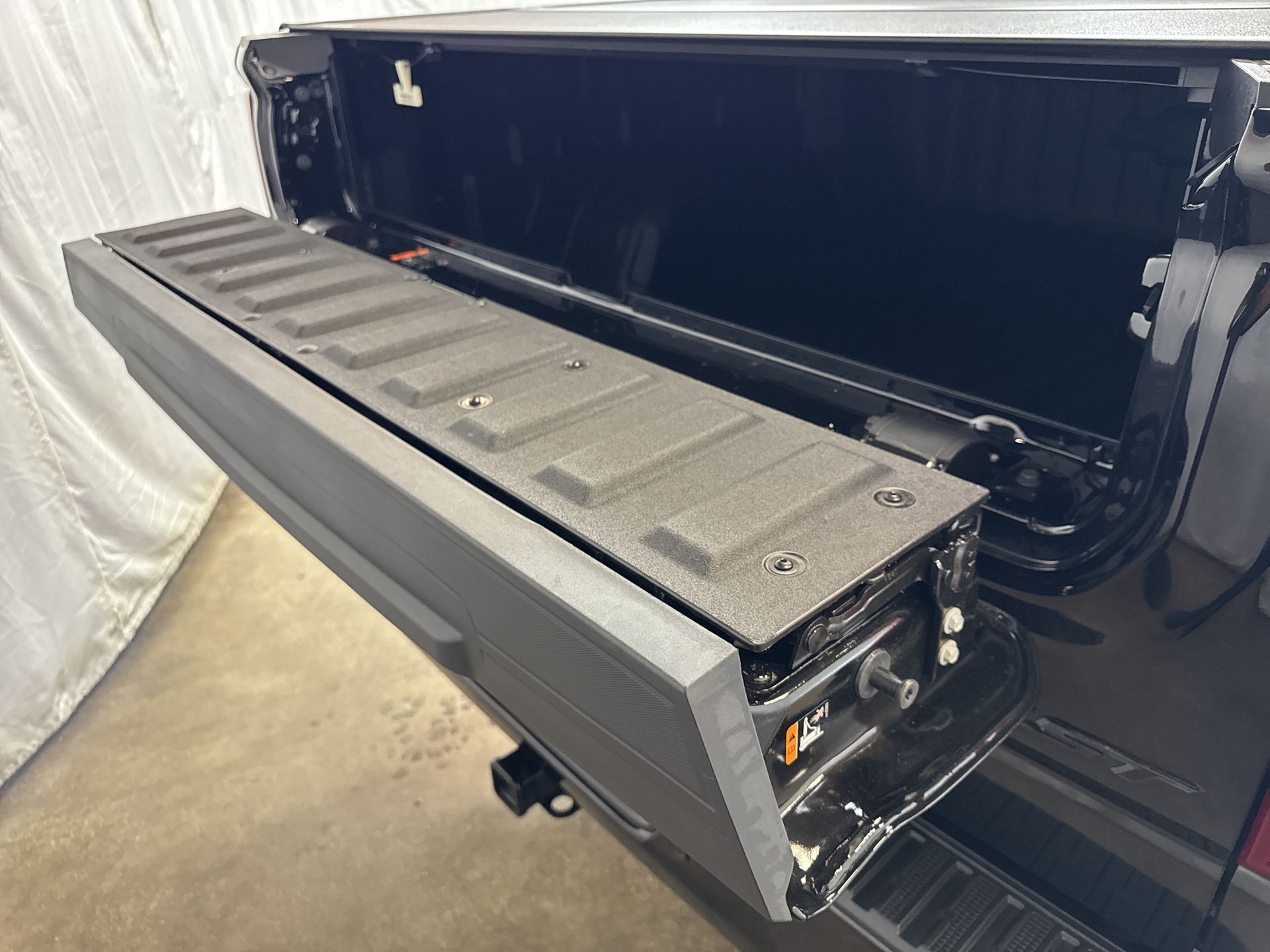 2026 CHEVROLET SILVERADO - Image 29