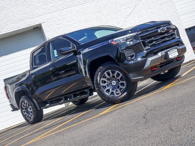 2026 Chevrolet Colorado Z71 photo 3