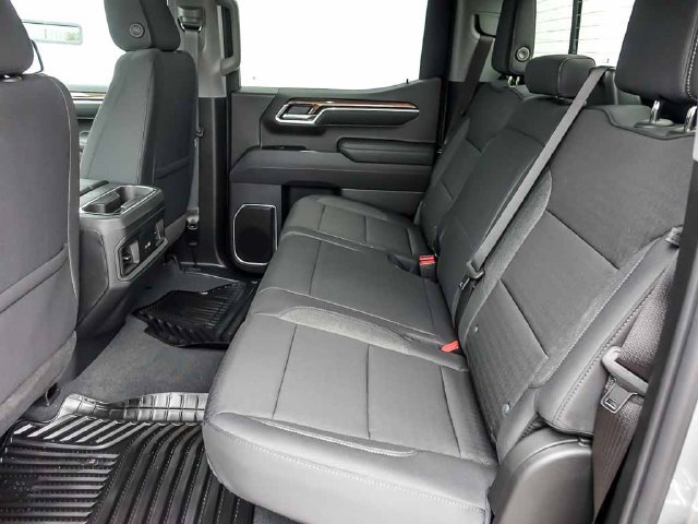 2026 Chevrolet Silverado 1500 LT - Photo 14