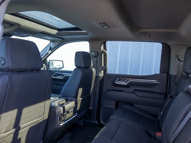 2026 CHEVROLET SILVERADO - Image 19