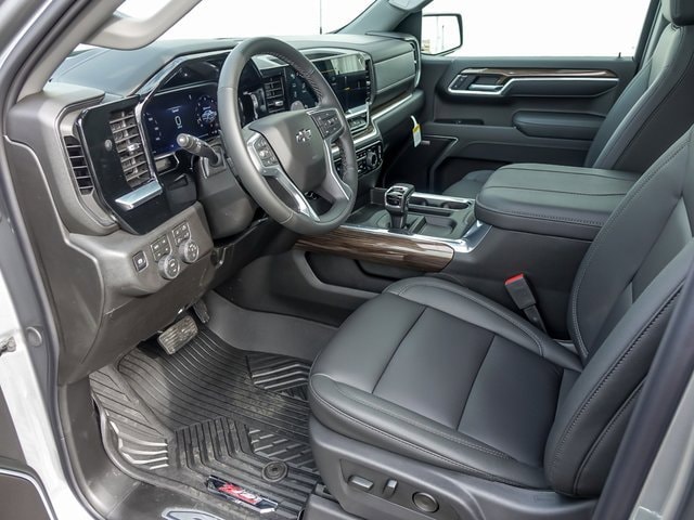 2026 CHEVROLET SILVERADO - Image 12