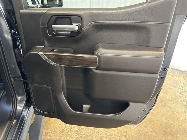 2021 CHEVROLET SILVERADO - Image 24