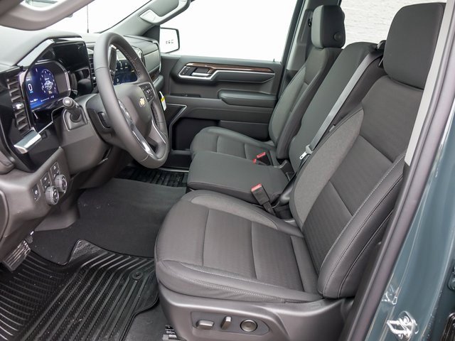 2026 CHEVROLET SILVERADO - Image 12