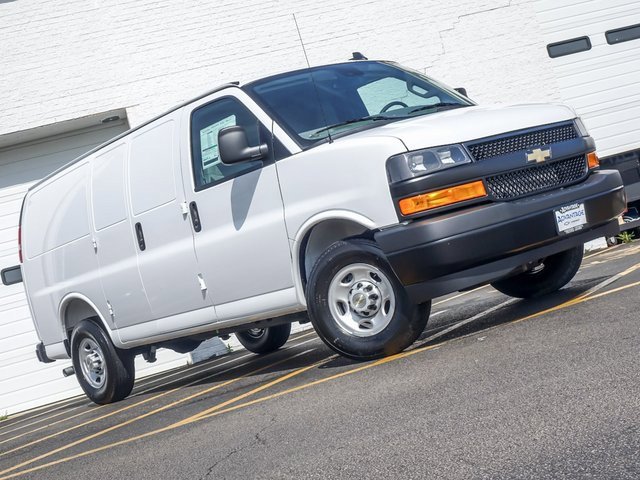 2025 Chevrolet Express Cargo 2500 Van photo 2
