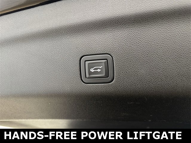 2024 CHEVROLET SUBURBAN - Image 30