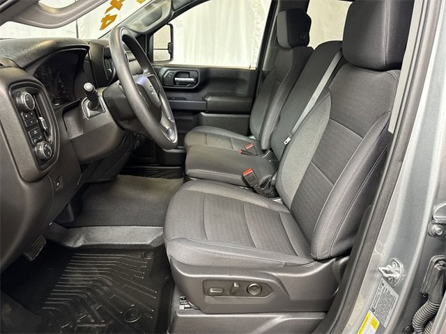 2025 CHEVROLET SILVERADO HD - Image 10