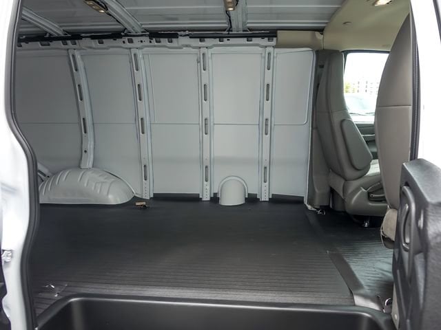 2026 Chevrolet Express Cargo Work Van - Photo 14